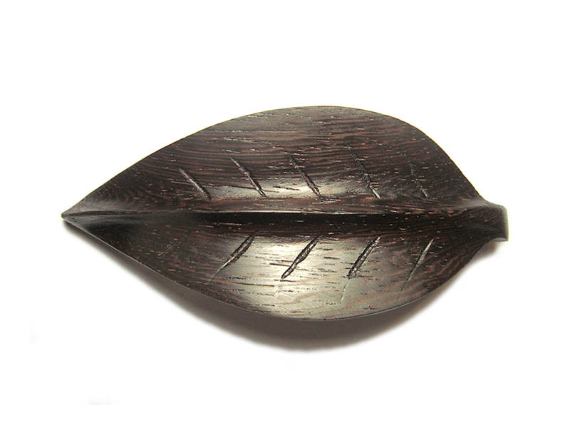 _0162_Dřevěná spona - bukový list - wenge